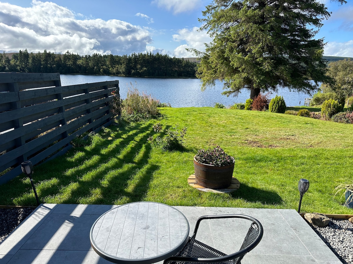 Lochside Lodge Pod