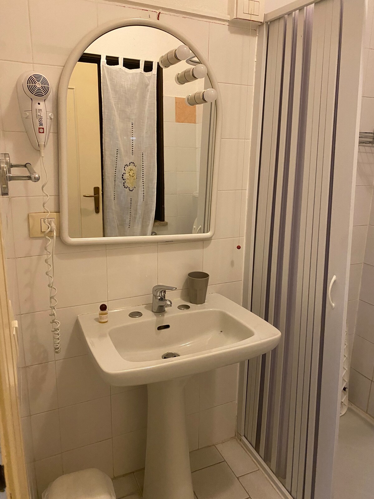 Camera con bagno privato 40