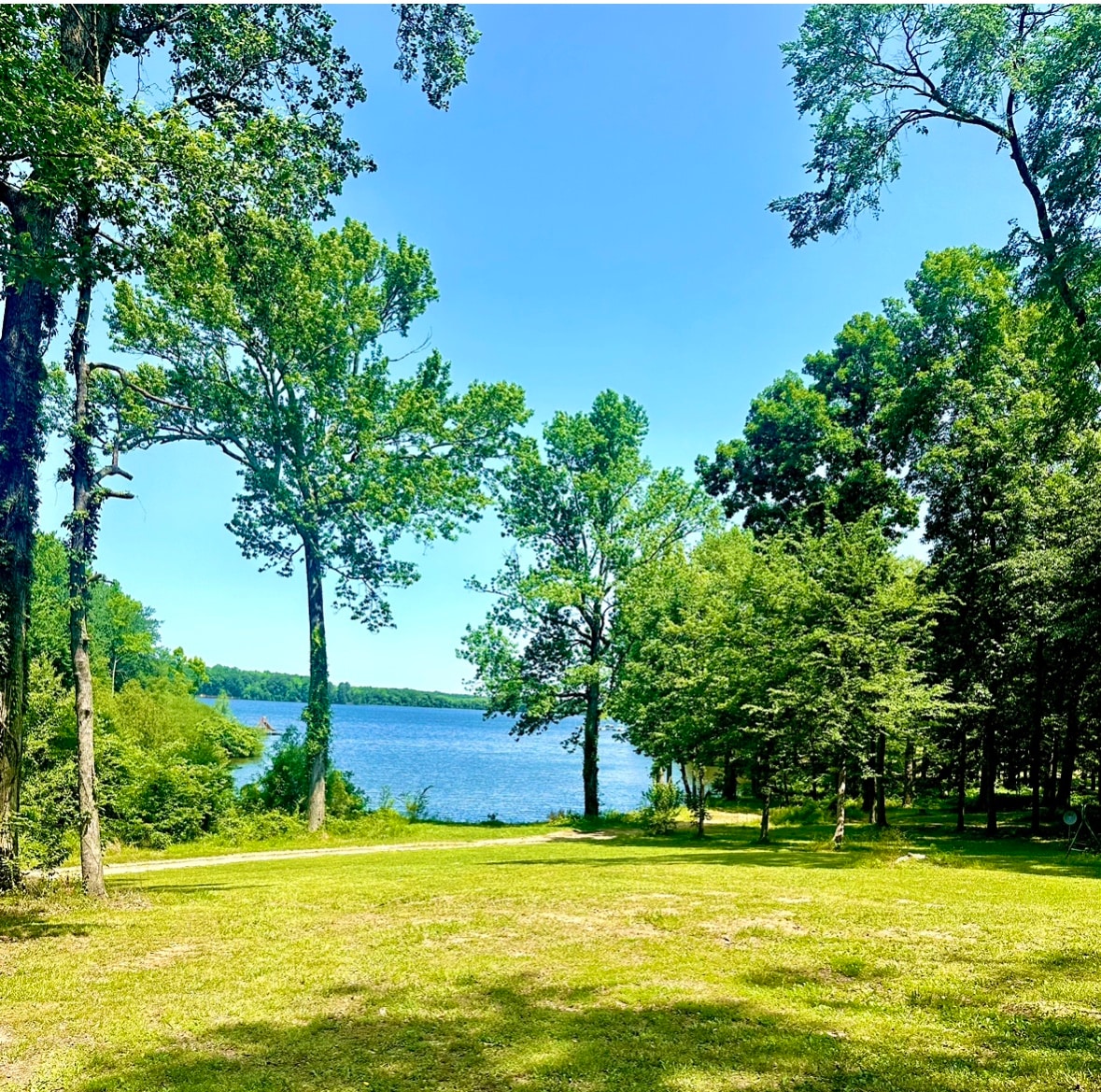 Lake View Home on Kentucky Lake