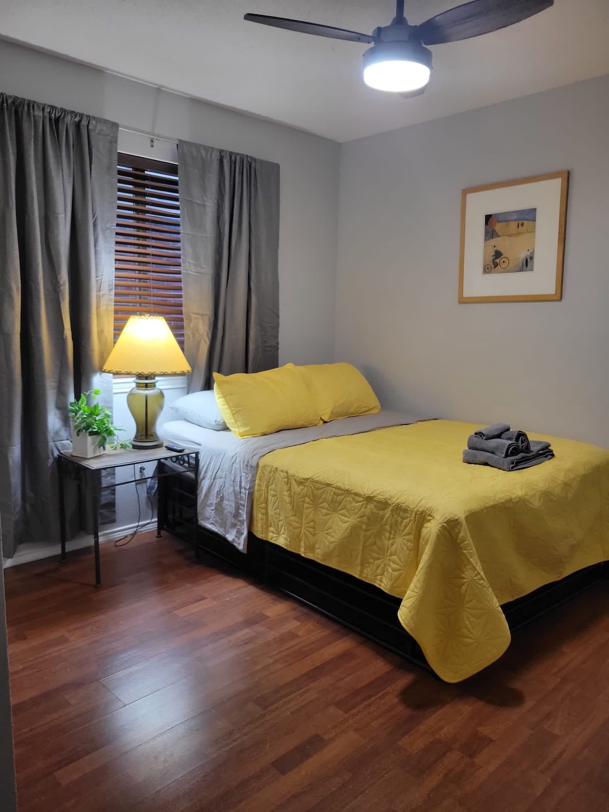 Comfy private Room near UNT, TWU and Denton Square
