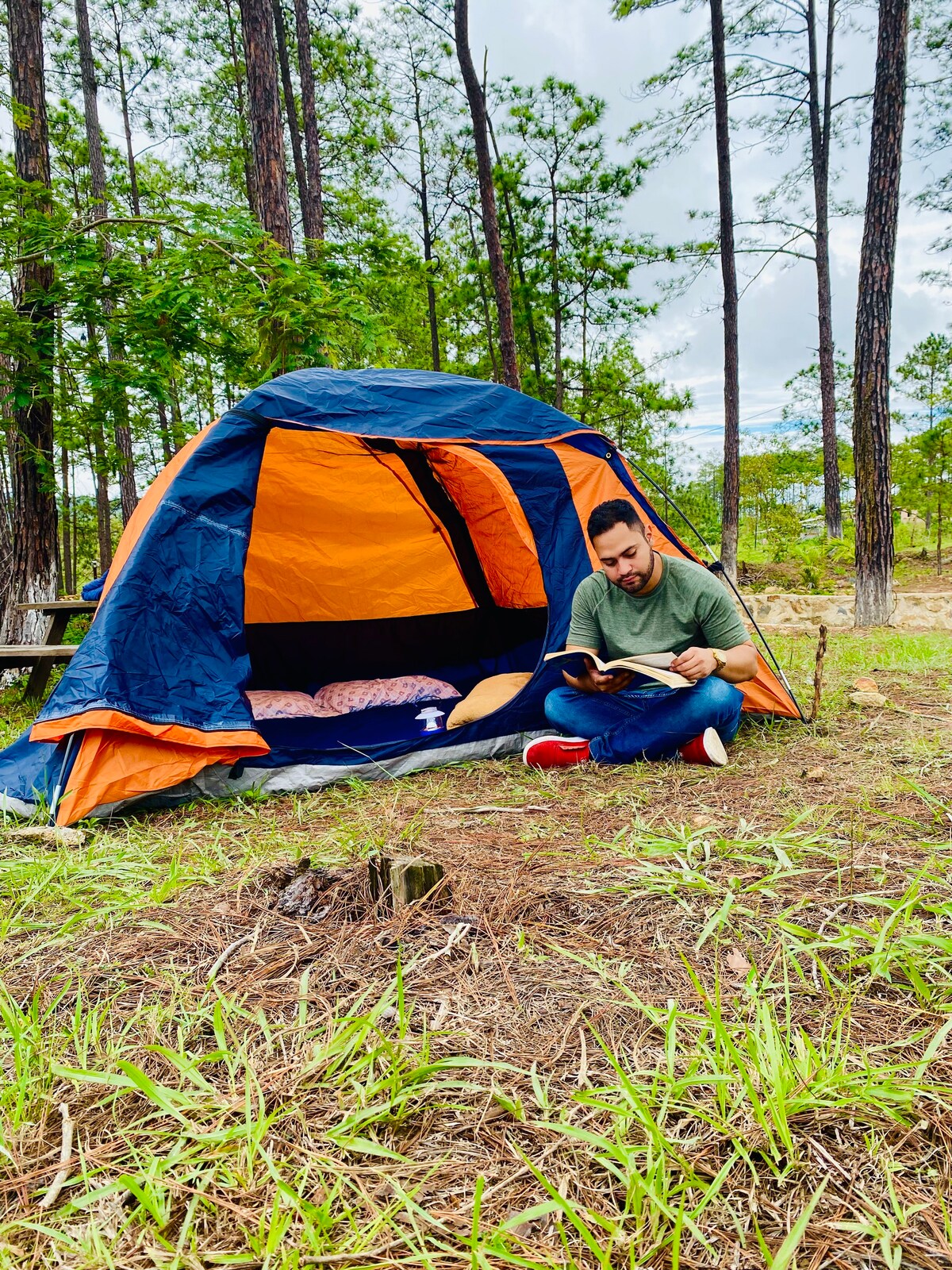 Camping y fogatas en Zambrano