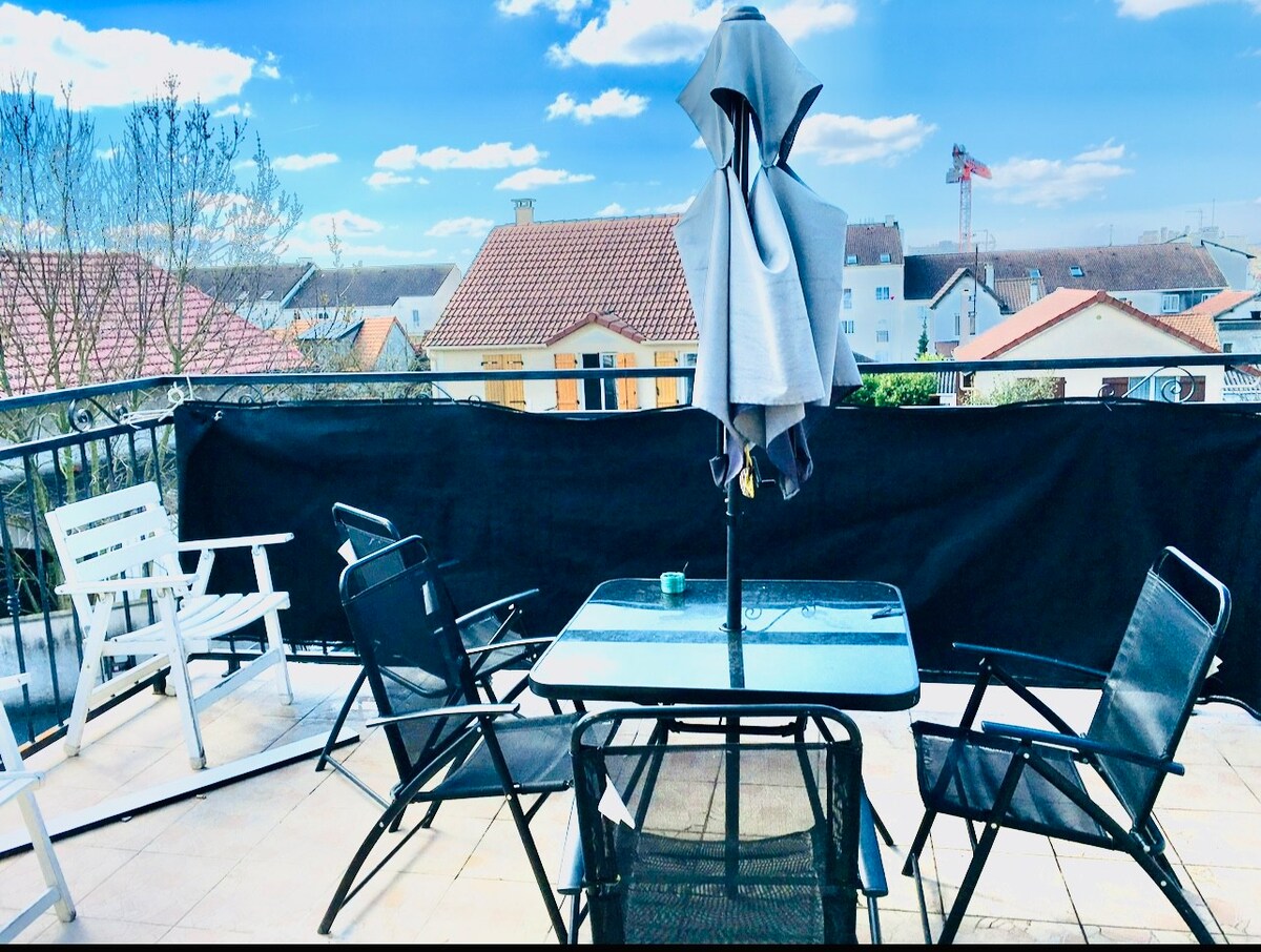 Appartement avec terrasse T2 13 min de paris