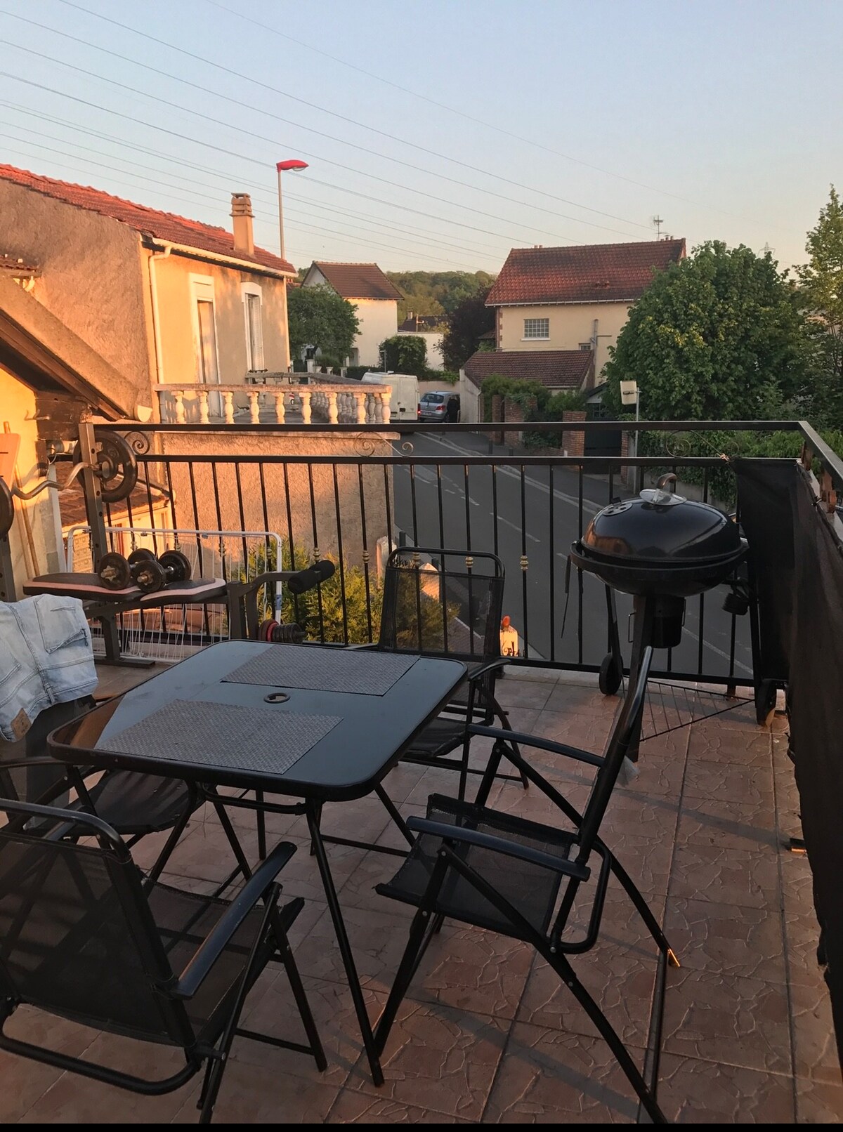 Appartement avec terrasse T2 13 min de paris