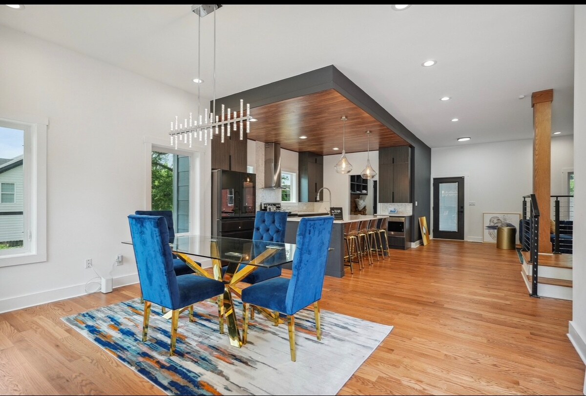 Stylish New Smart Home DownTown!