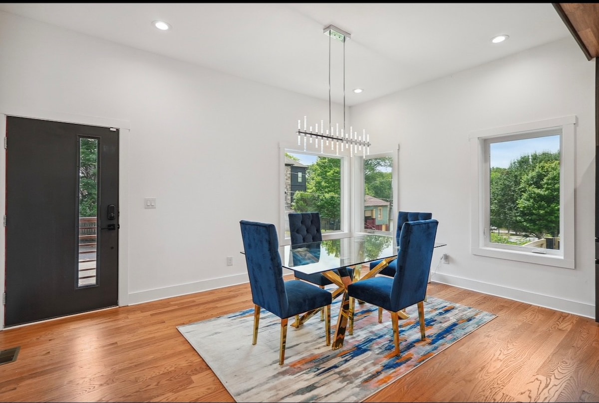 Stylish New Smart Home DownTown!