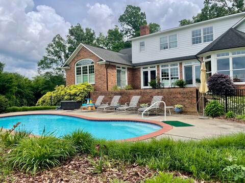 Sprawling Oasis Home w/ Pool