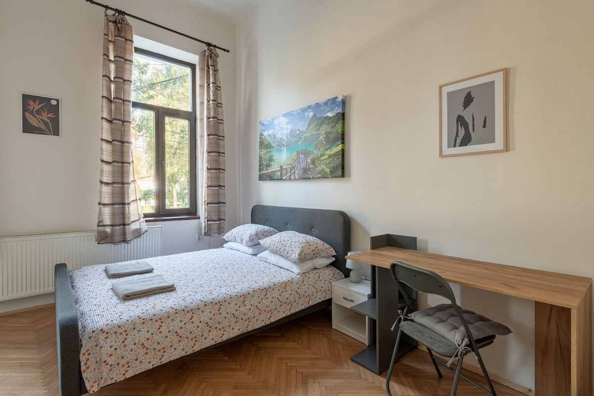 Apartament cu vedere la Parc!