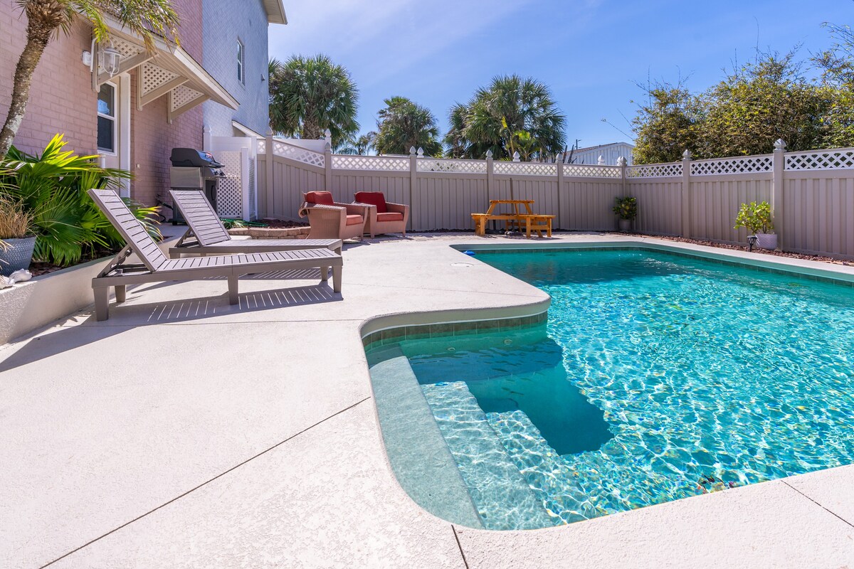 Ocean View, Private Pool Home ~ The Atlantic Dream