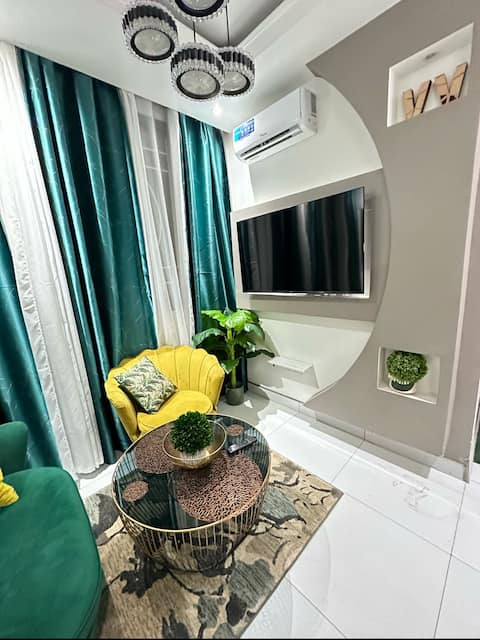 Green Apartment-GB