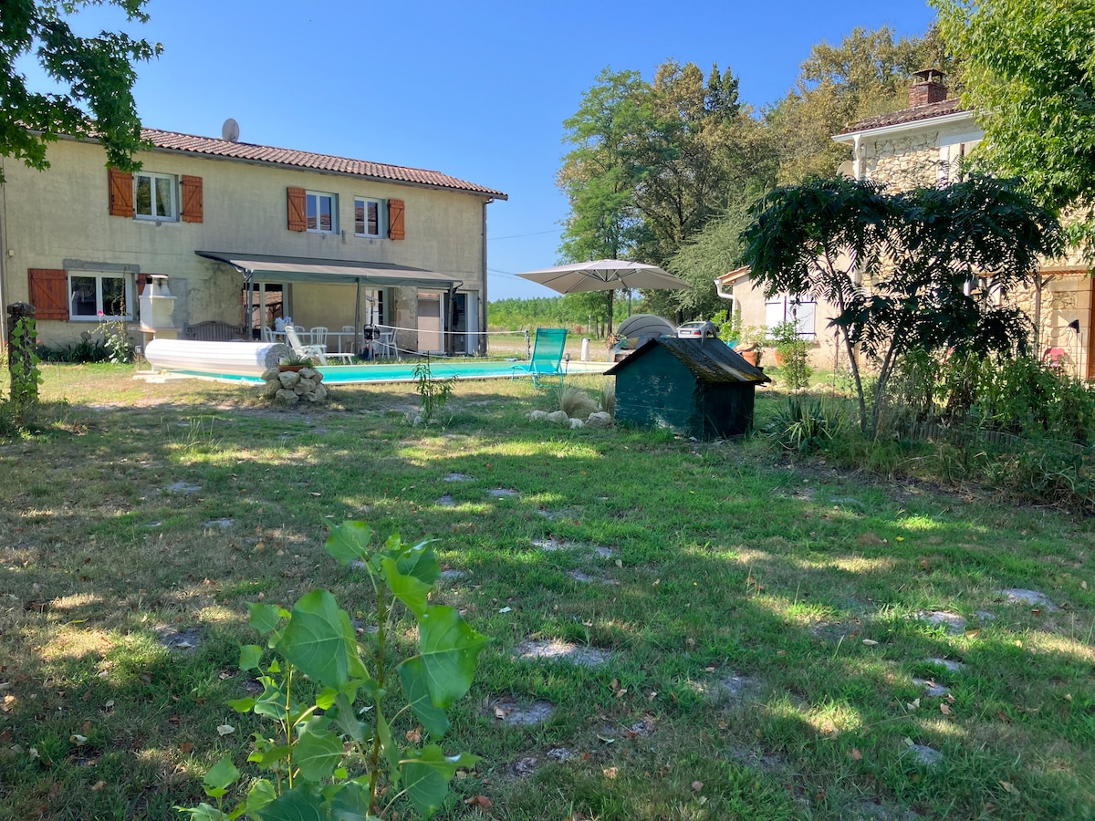 Maison avec piscine 8 personnes