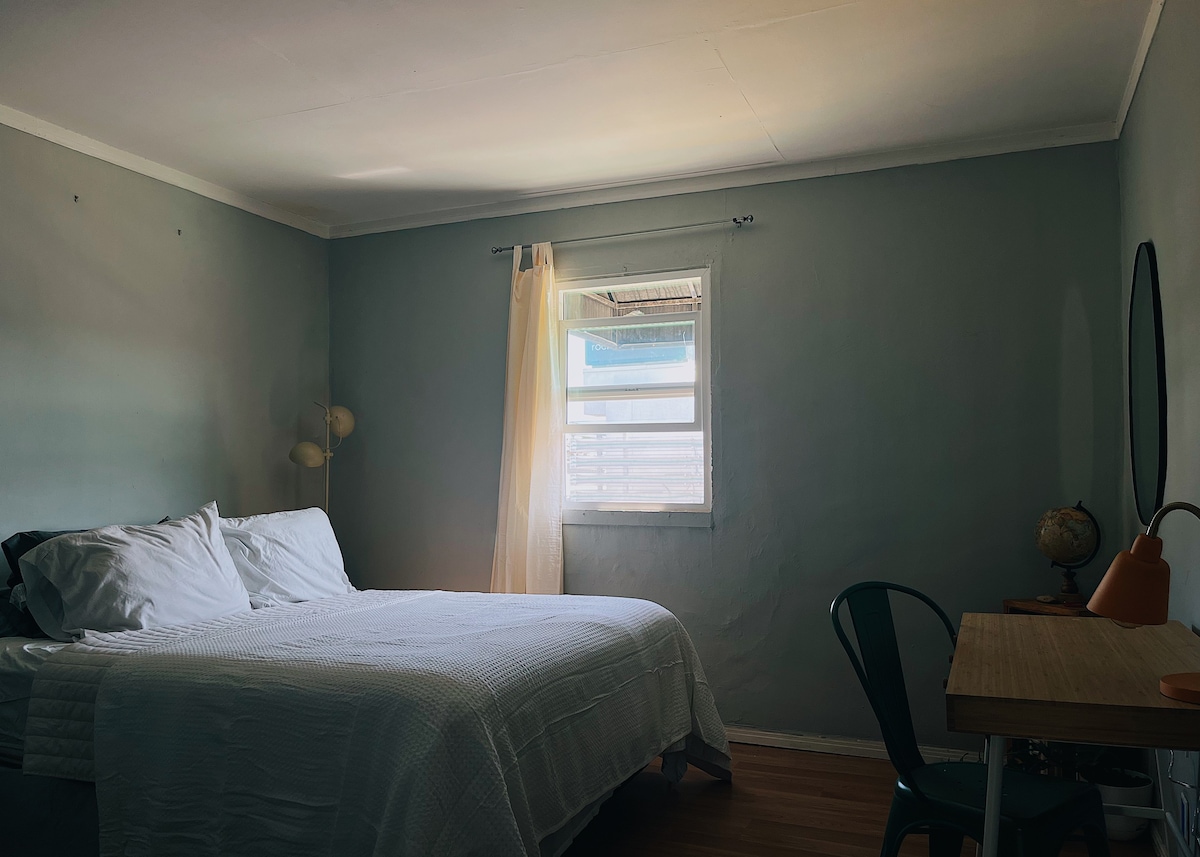 Private Room in Zen Garden Apt.