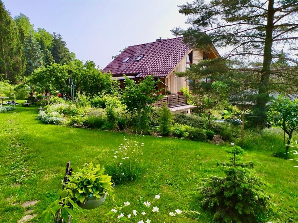 Forsthaus am Wald ，带花园、壁炉和桑拿房