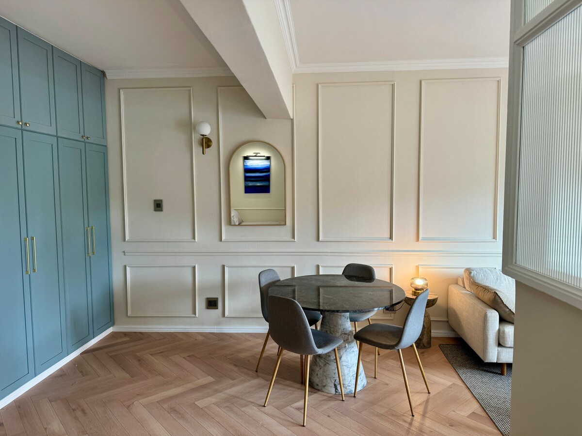 Stylish Parisian inspired home