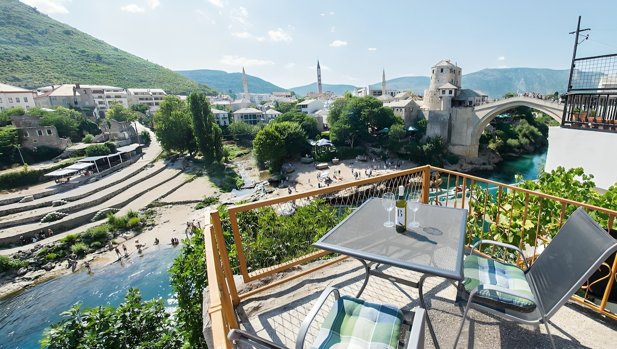 Urban Escape with Amazing Old Bridge Terrace View