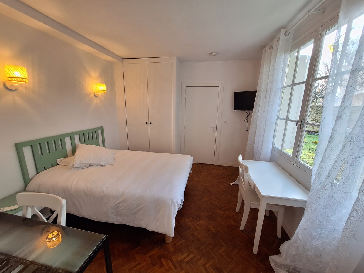 Chambre étudiant avec SDB WC privé/maison partagée