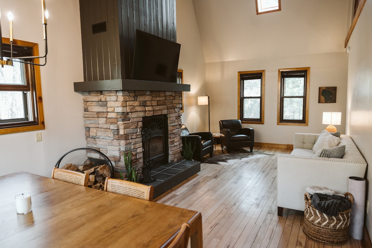 Cozy Cabin on Old Taylor Lake