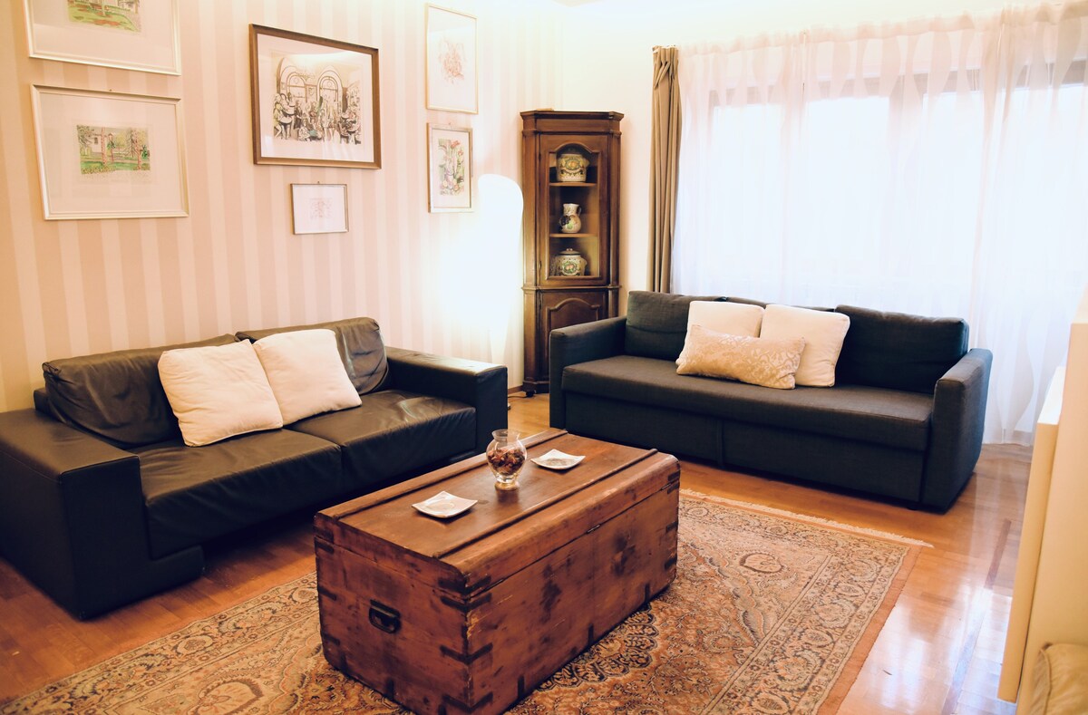 25minutes to Colosseo-Elegant & spacious Apartment
