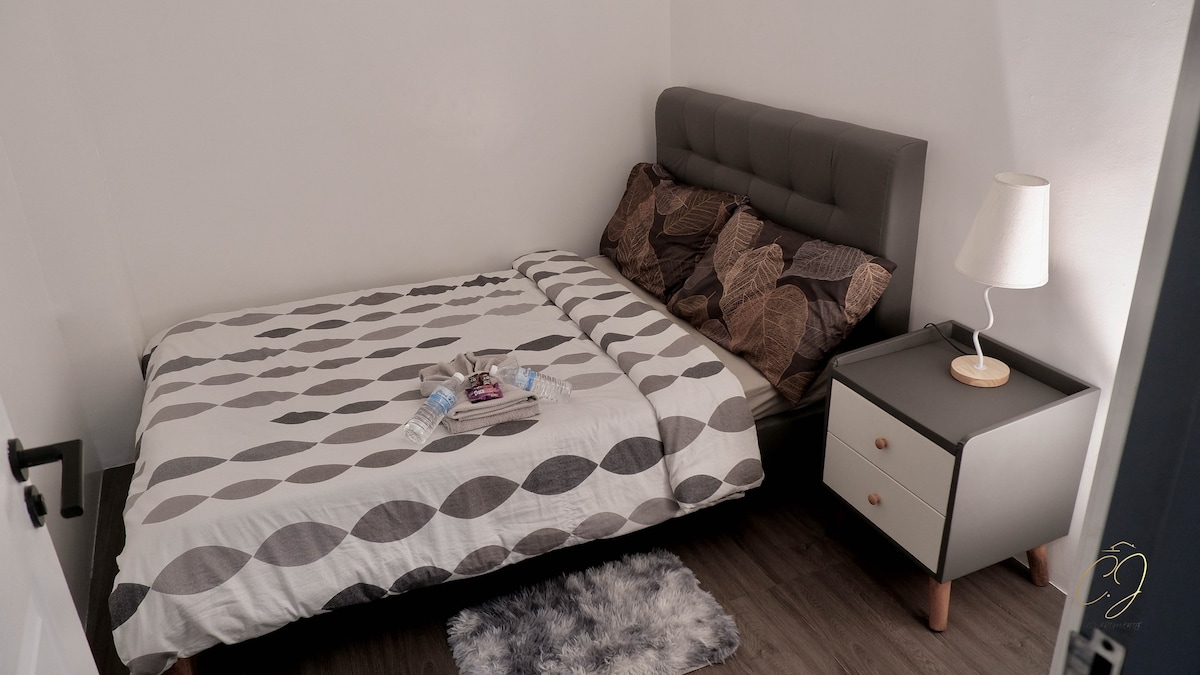 Diamond 2BR -City Center, Parking, Netflix Premium