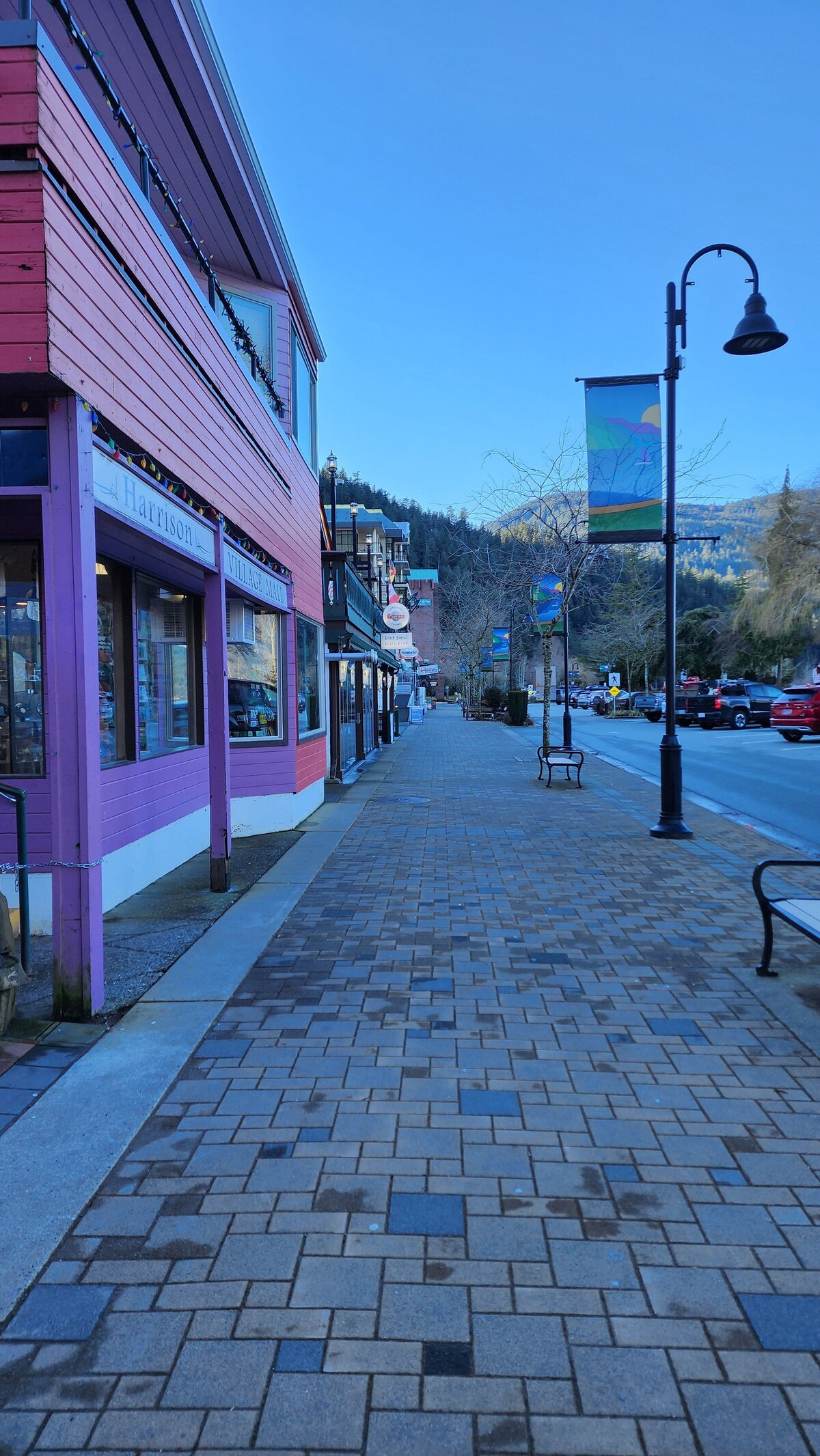 Barnhouse Lodge Inc Near Harrison Hot Springs (6+)