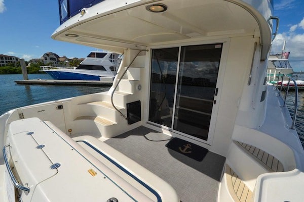 Unique experience on a 2bd yacht