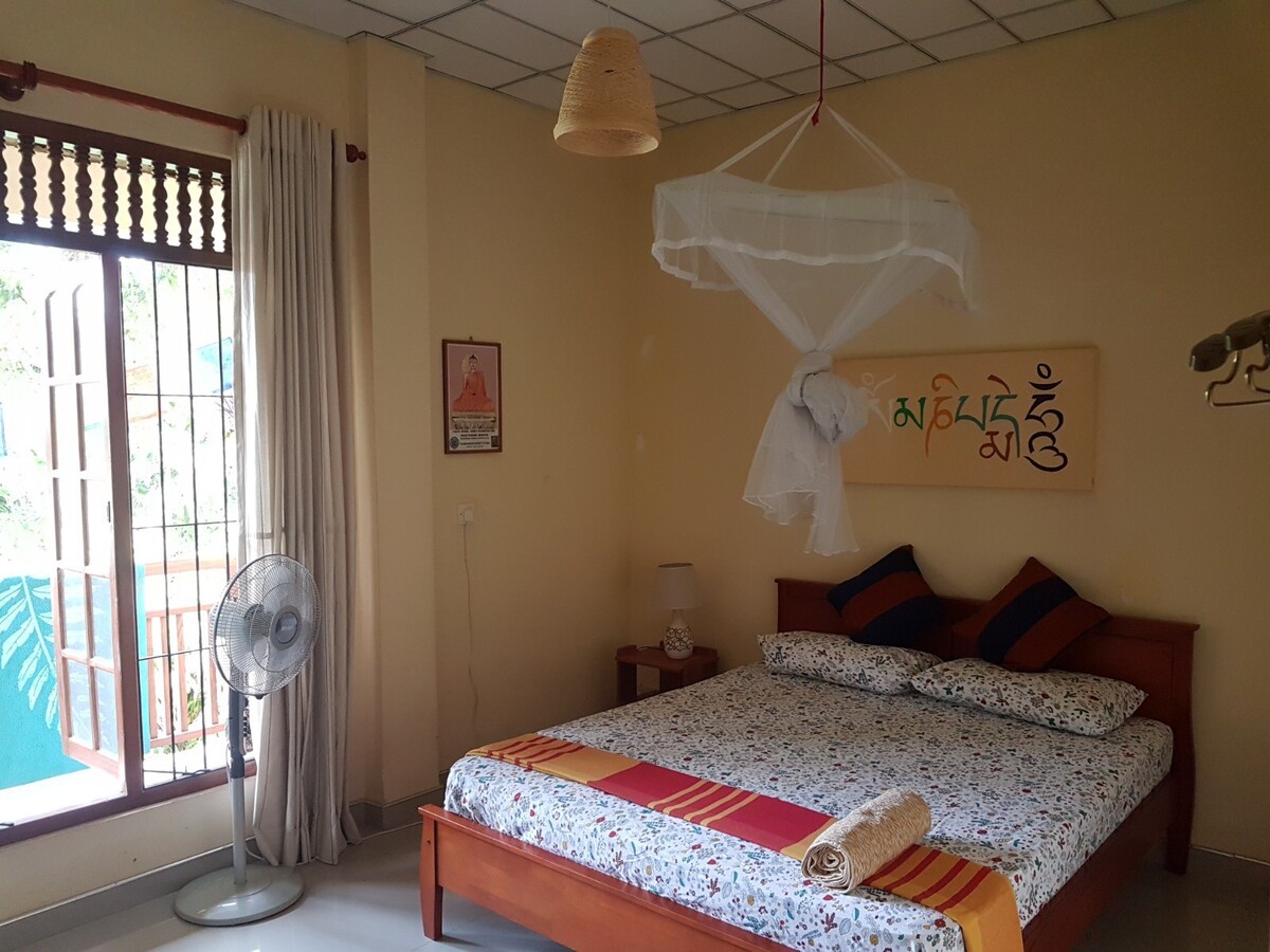 Double room (private balcony) Om Shambala Ashram