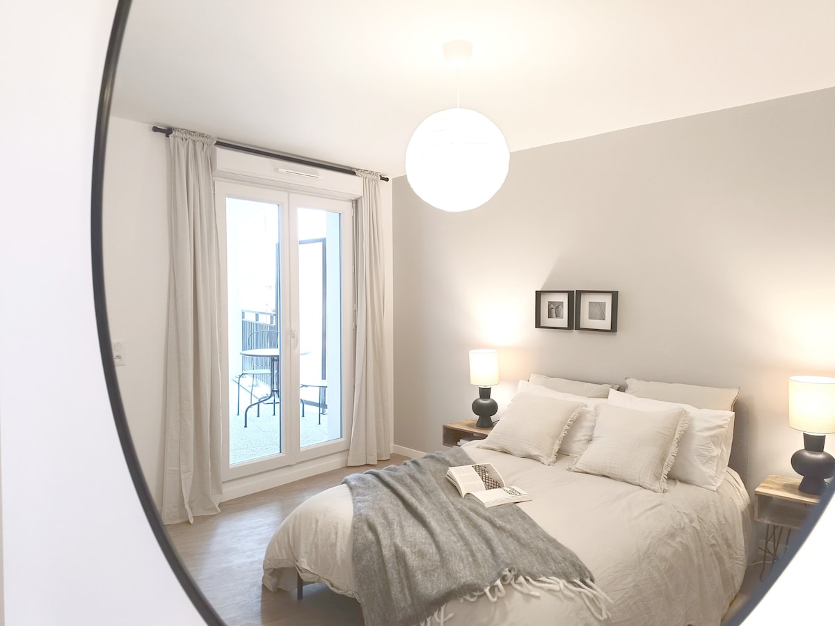 Parisian Charm Near Airport : Ideal Stay !