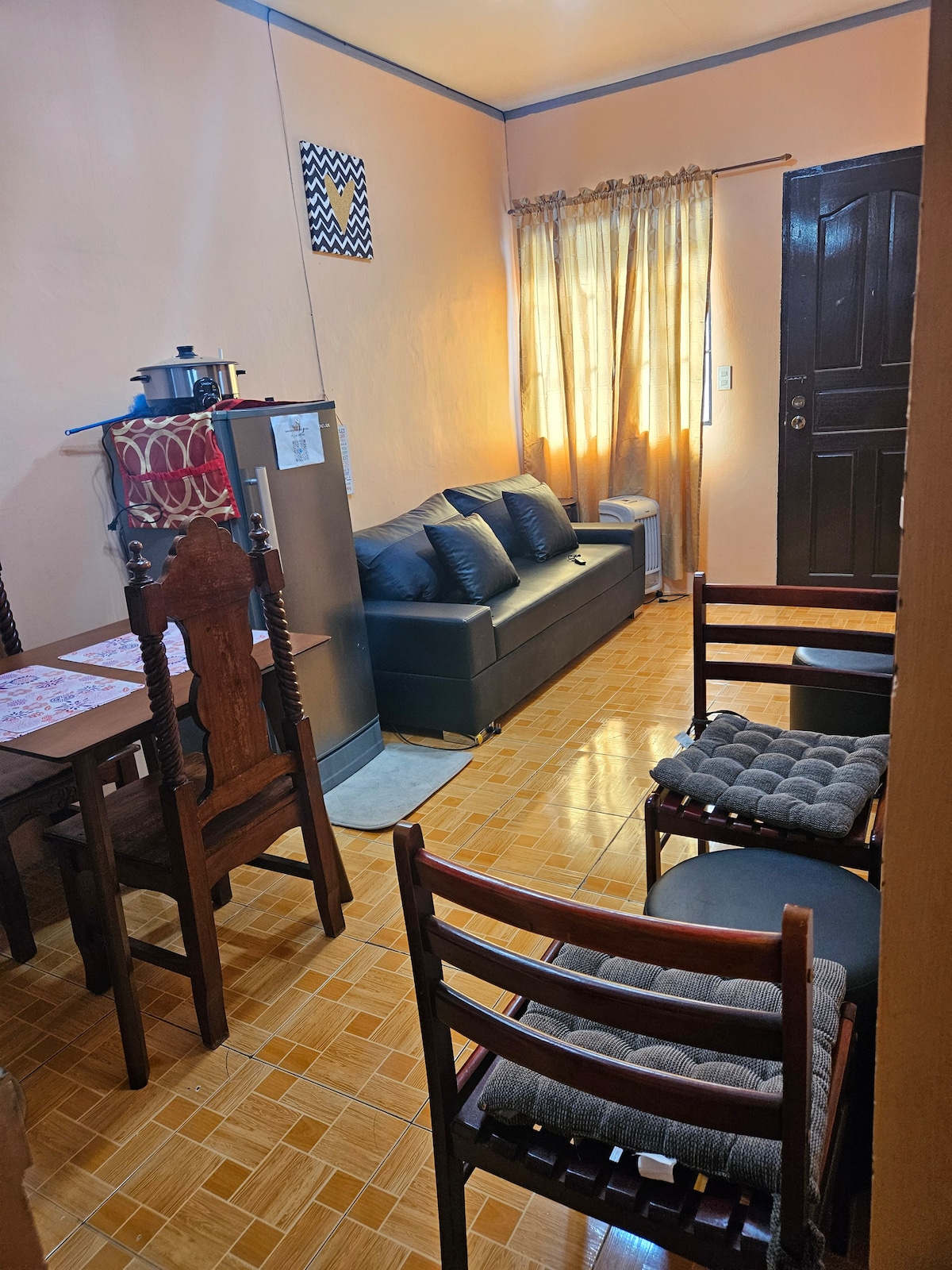 Mel's Place 2BR Apartment Unit1 in Batangas City