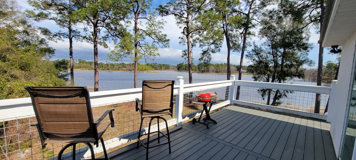 Guest house on the lake