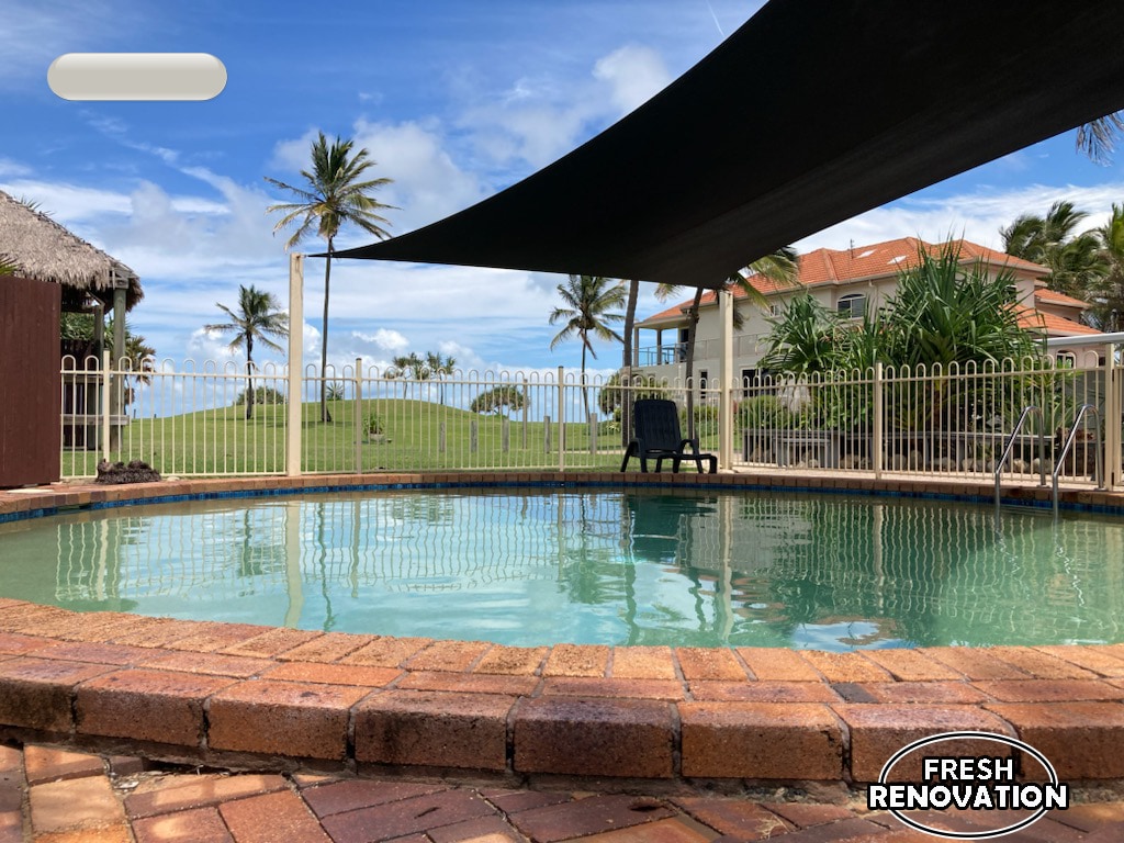 Modern & Bright Beachfront Gem, Pool, Free Parking