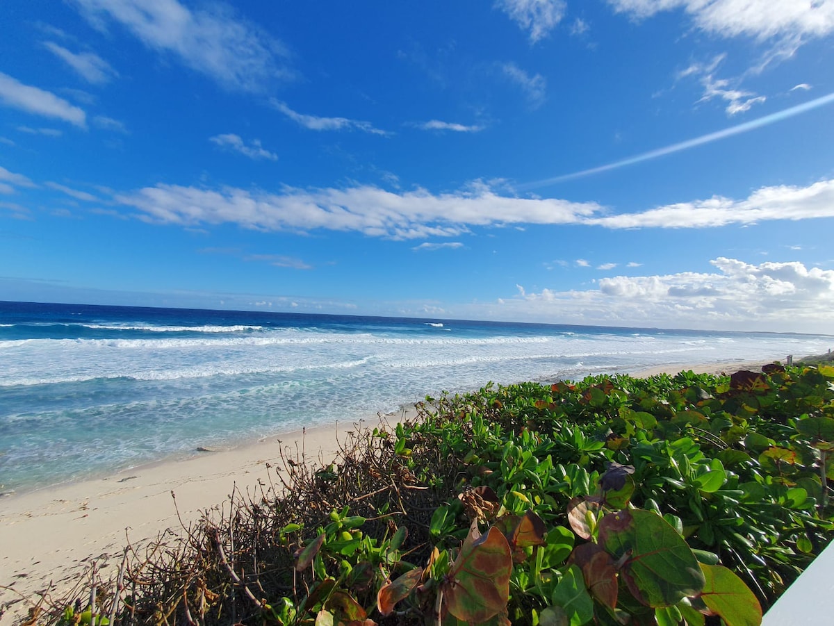 Beachfront home great location!