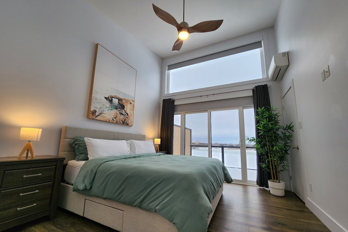 海滨公寓，带加大双人床+风景优美的阳台