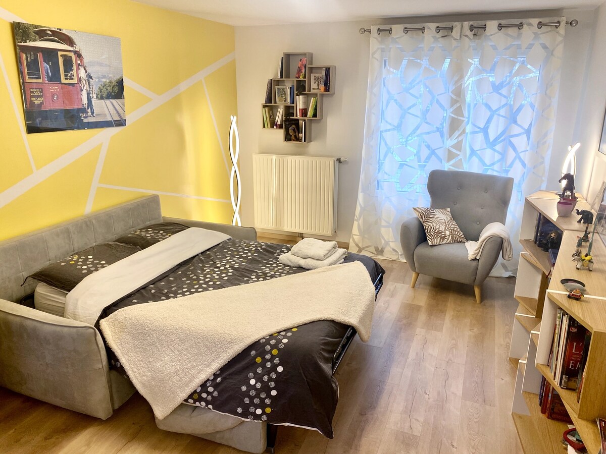 Cosy and ideally located (25 min from Châtelet)