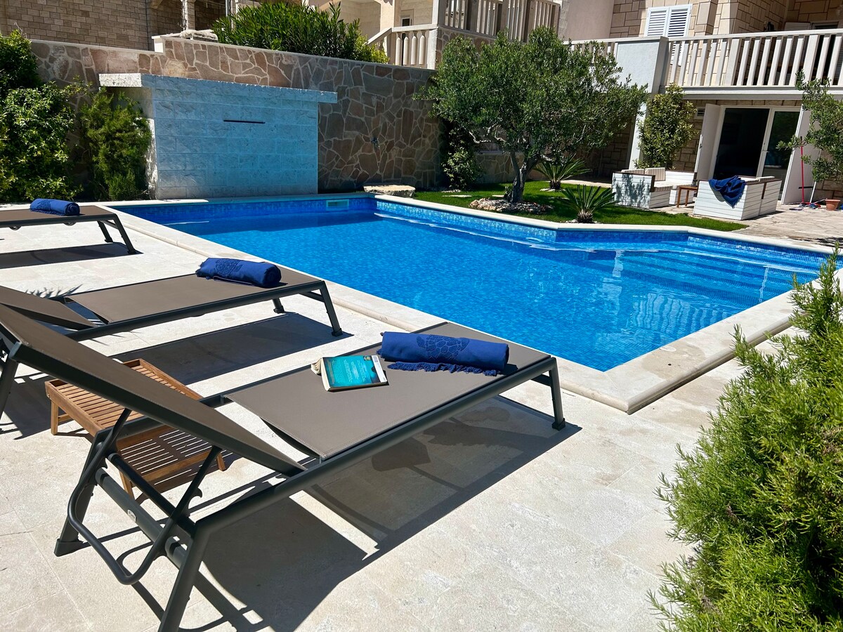 Villa Sania with private pool