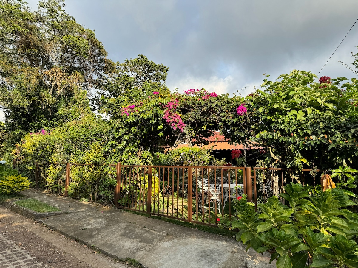 Cabaña Encantadora en Juayúa