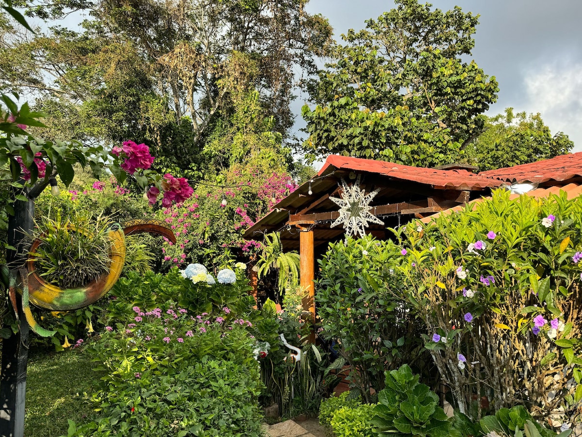 Cabaña Encantadora en Juayúa