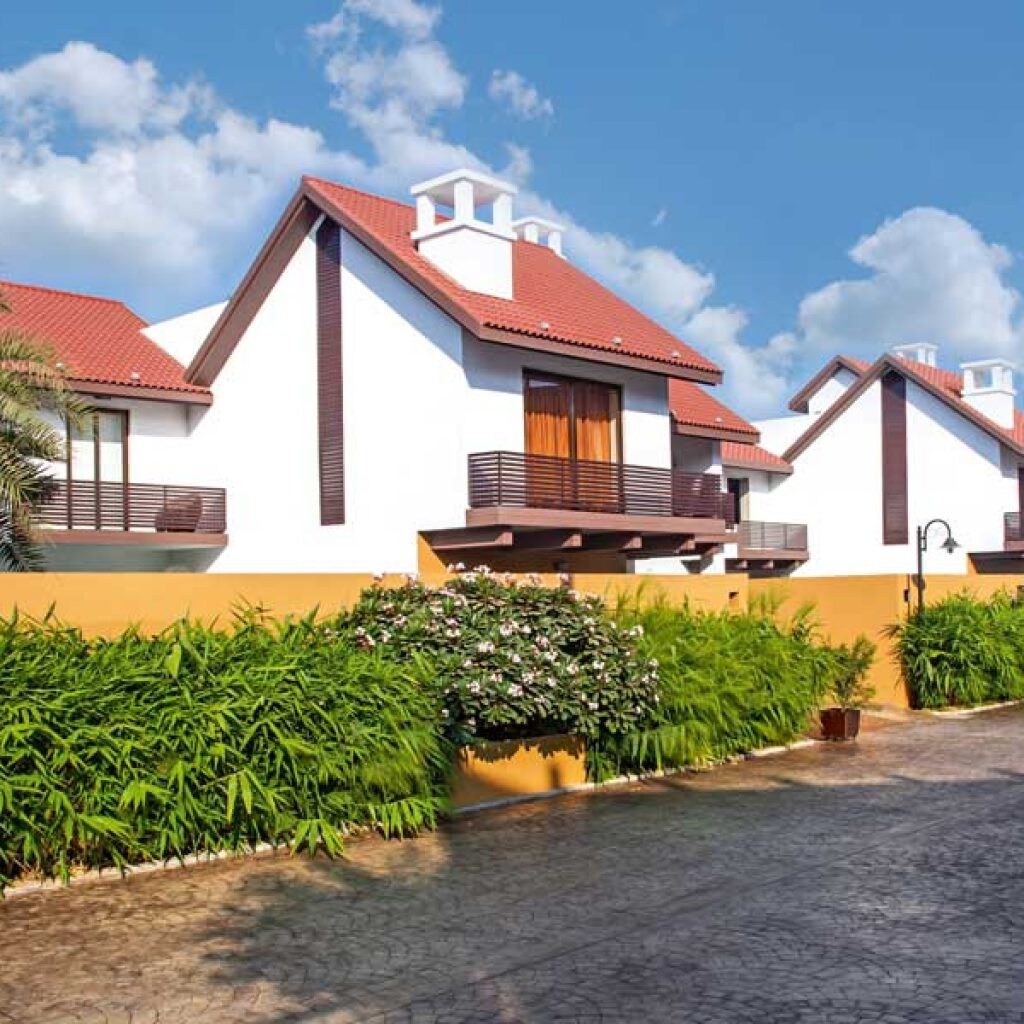 Luxurious 3 & 6 BHK Villa available On Rent