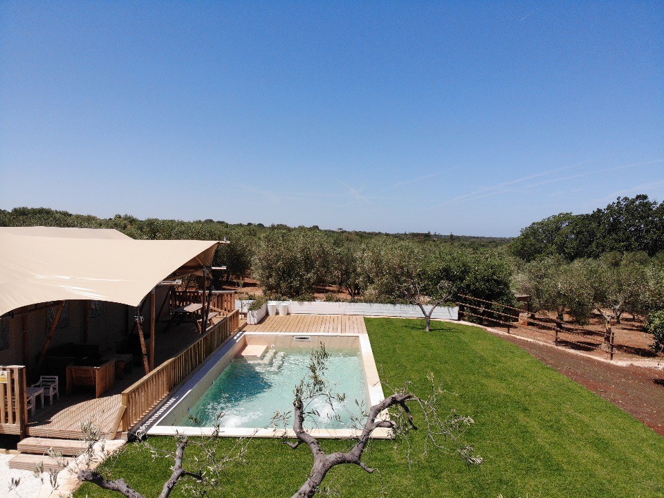 Luxury glamping 9 beds - stunning sea view & pool