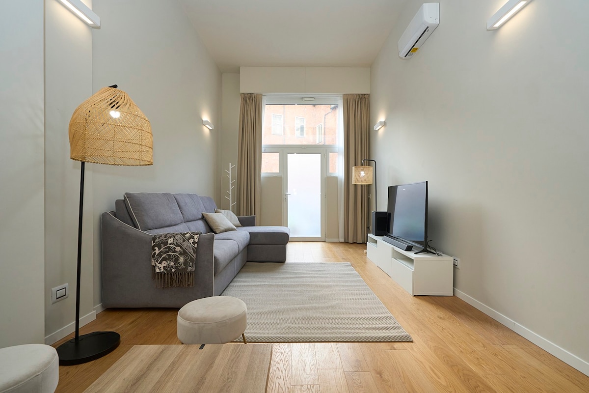 [Duomo Luxury Loft] 1 Minute Walk from DUOMO