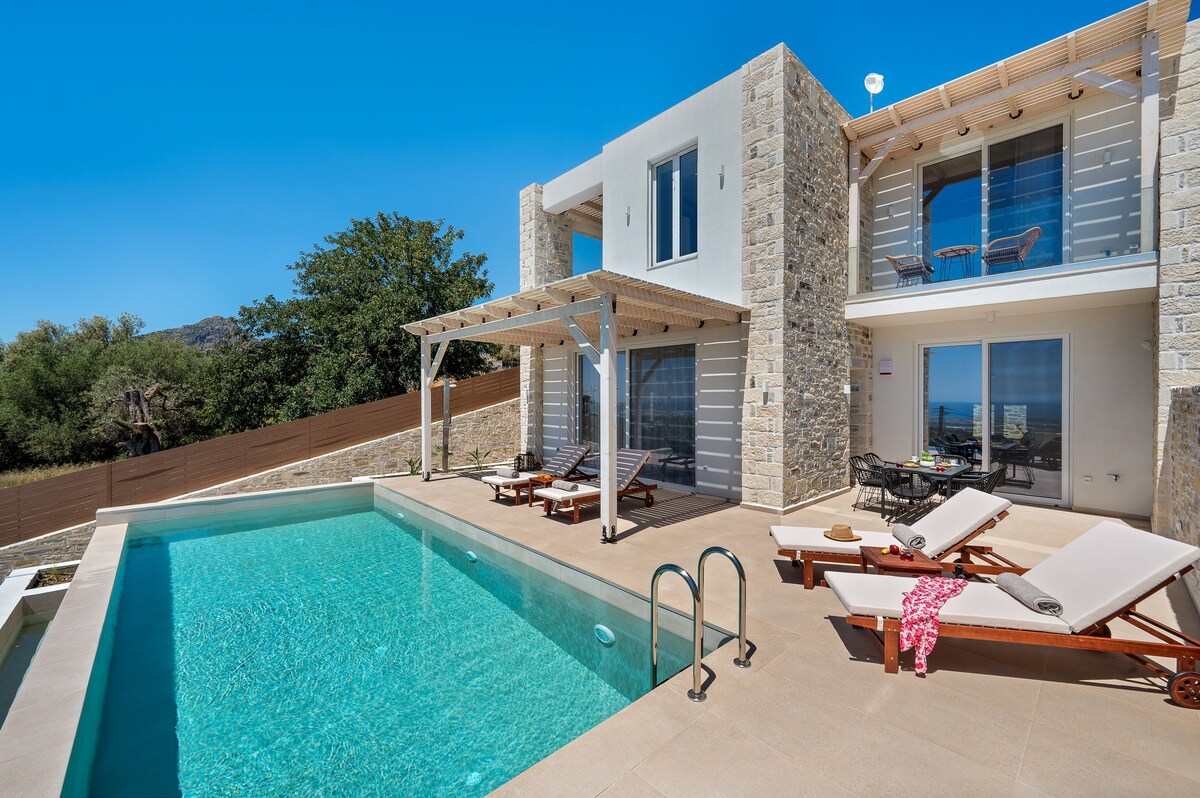 Elxis luxury villas Salty Pools!