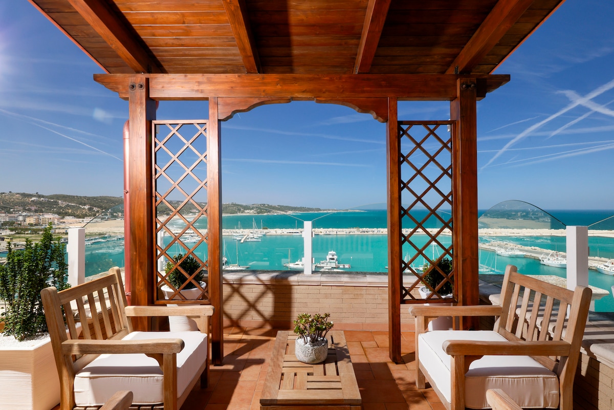 The Sea Penthouse, Vieste