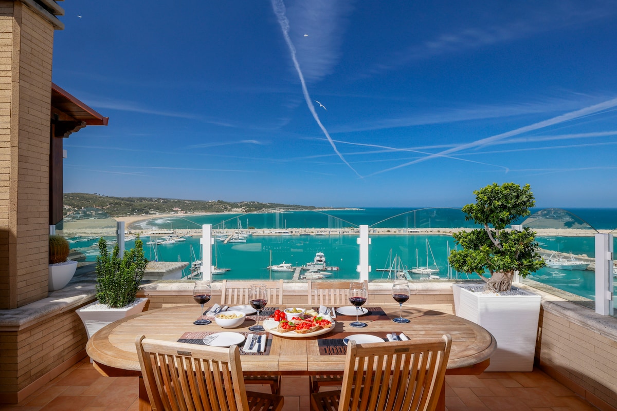 The Sea Penthouse, Vieste