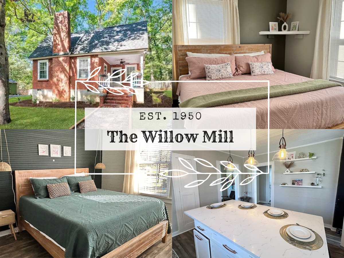 Boho Bungalow | 4 King Beds | Heart of Fort Mill