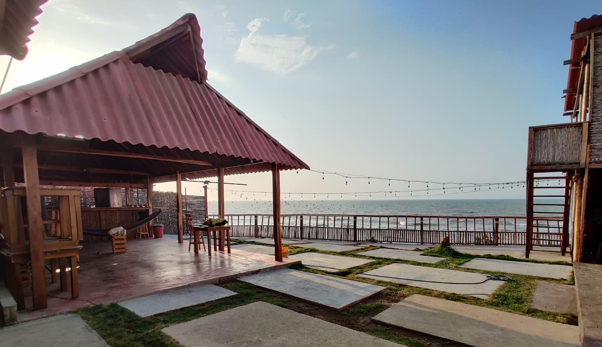 Ocean View Cabins and Hammocks by the Sea