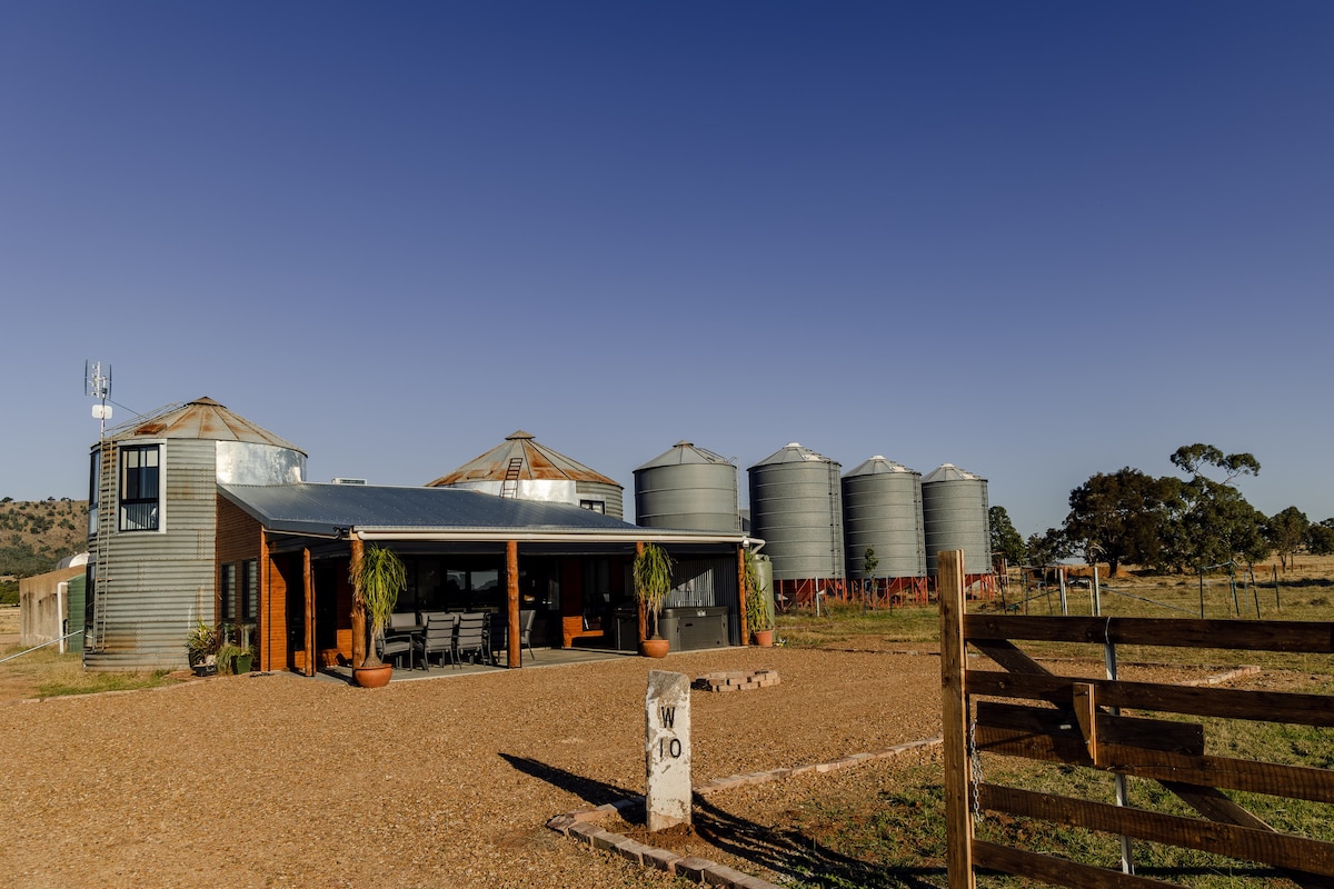 The Top Paddock Silo Stay