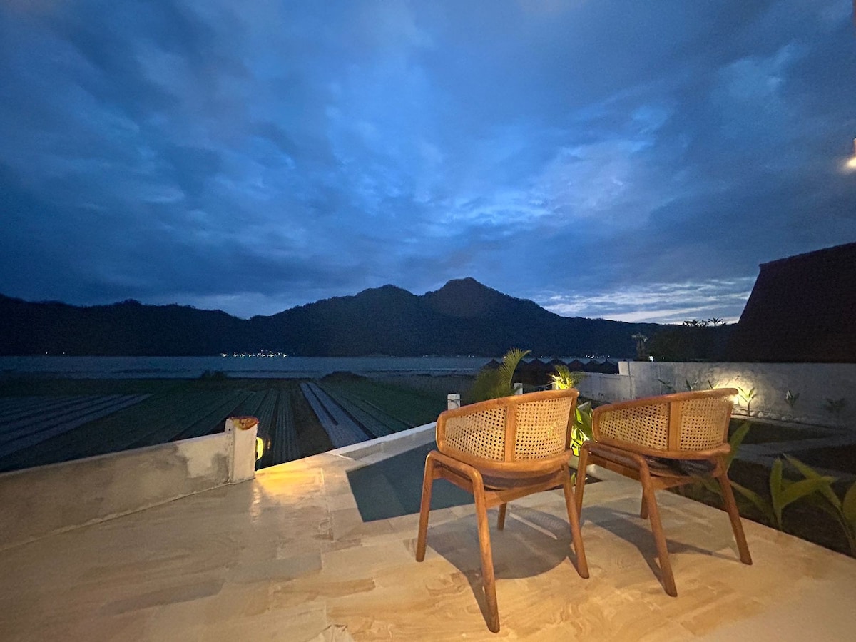 Lakeside vila package Mt Batur jeep sunrise