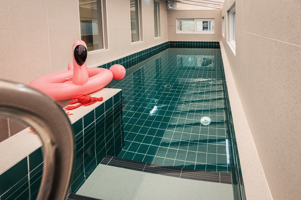 济州Aewol-ro和儿童泳池别墅家庭私人膳宿公寓（免费热水）