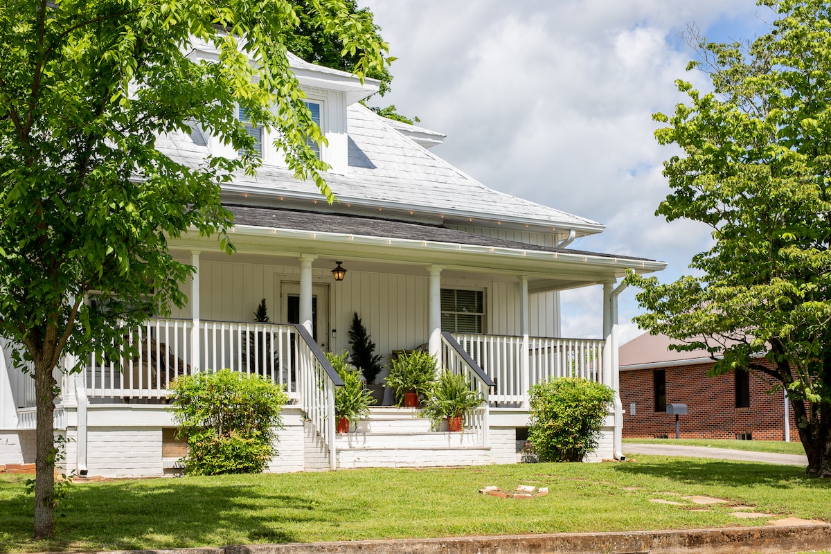 Modern Farmhouse Stay