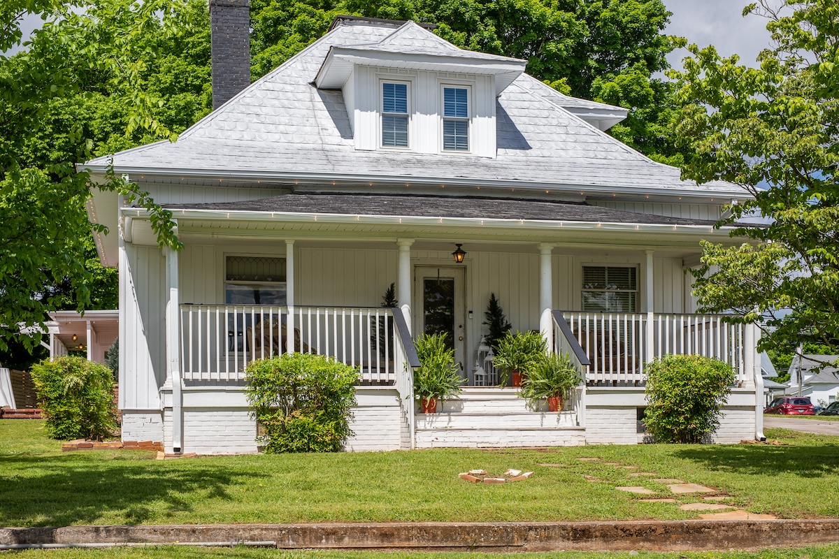 Modern Farmhouse Stay