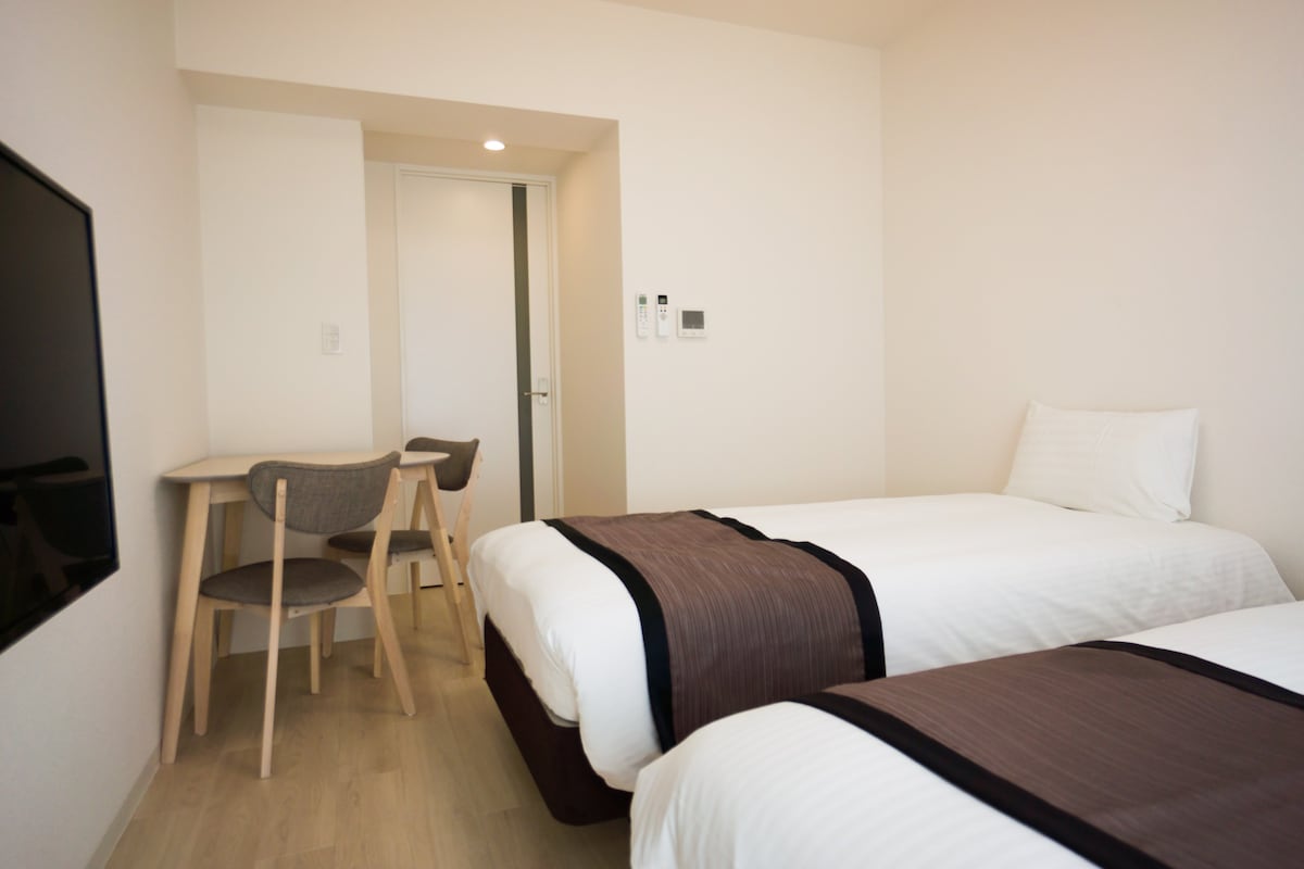 【Great for Sightseeing!】/ Twin Room / 2 ppl