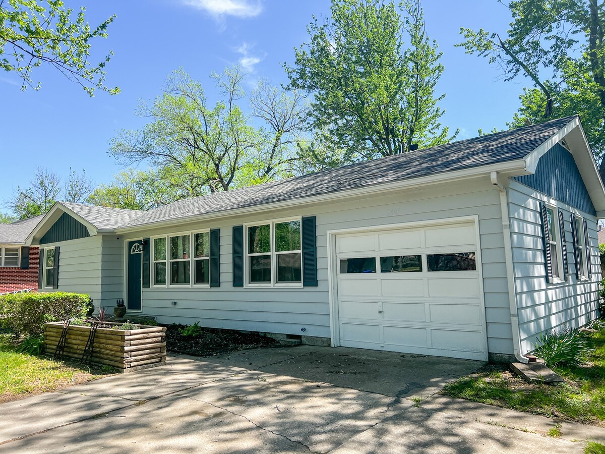 Quaint Ranch in Heart of Sedalia